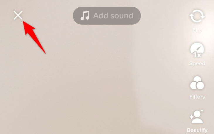 Нажмите «X» в левом верхнем углу экрана.