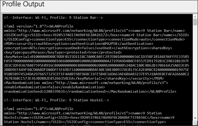 Список сохранённых Wi‑Fi профилей с базовой информацией
