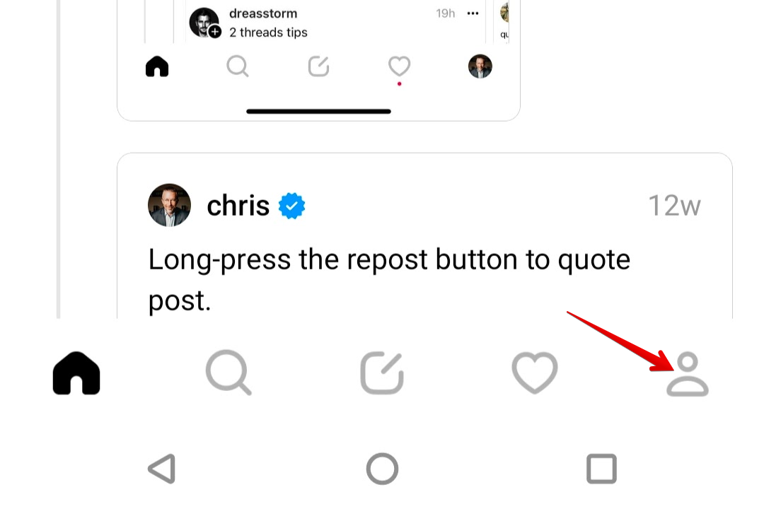 Главный экран приложения Threads с выделенной вкладкой профиля в нижнем левом углу.