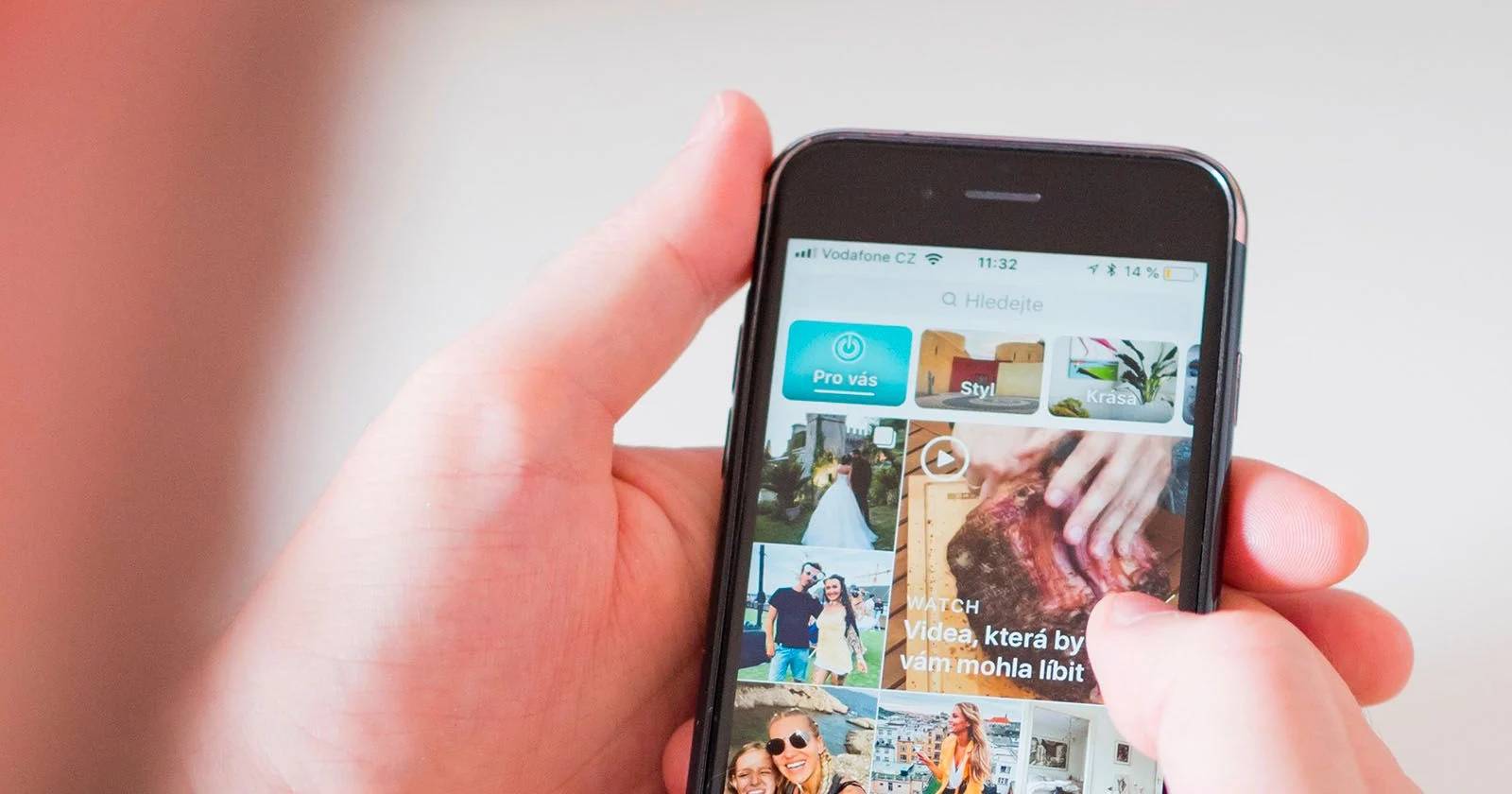 Отключить фильтр чувствительного контента в Instagram