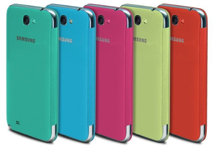 Смартфон без чехла во время зарядки для снижения температуры