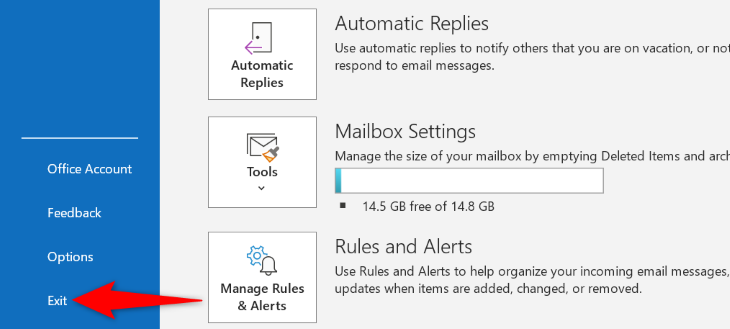 Нажмите «Выход» внизу левой панели.