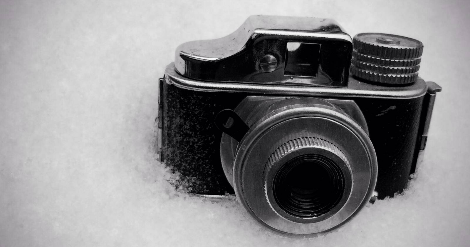 Центральный парк под плотным снежным покровом, кадр Стива МакКарри