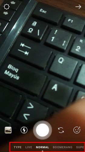 Панель с превью выбранных фото для загрузки в сторис