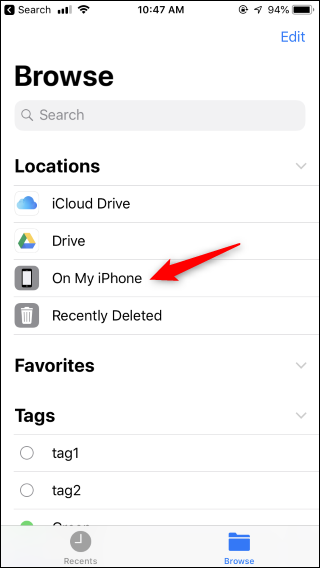 Папка с сохранениями в приложении Файлы на iPhone