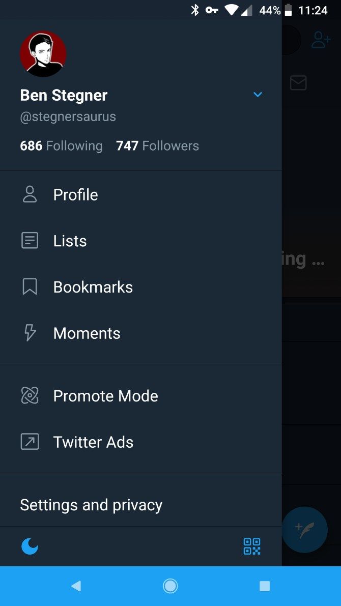 Пример цветной навигационной панели в Twitter