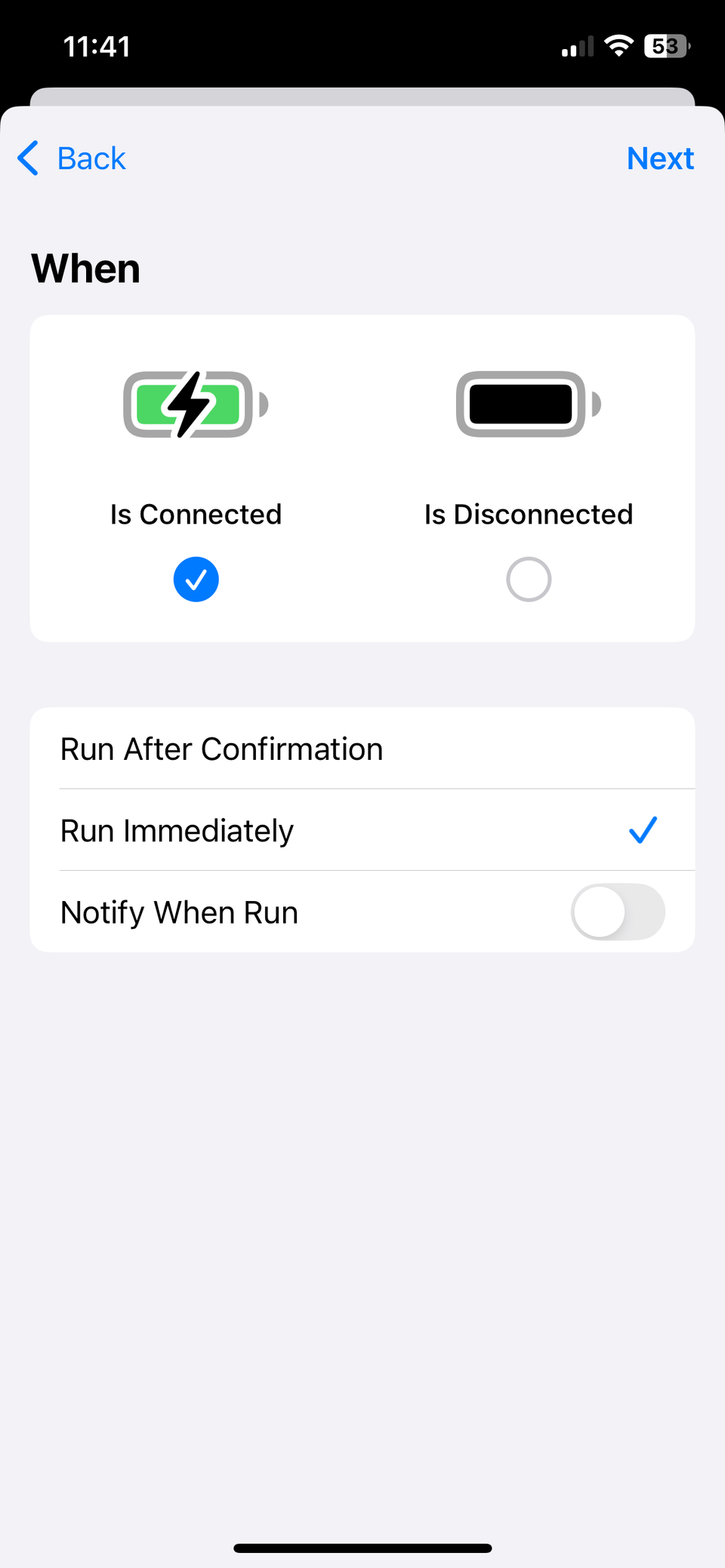 Редактирование действия Зарядное устройство в приложении «Быстрые команды» на iPhone