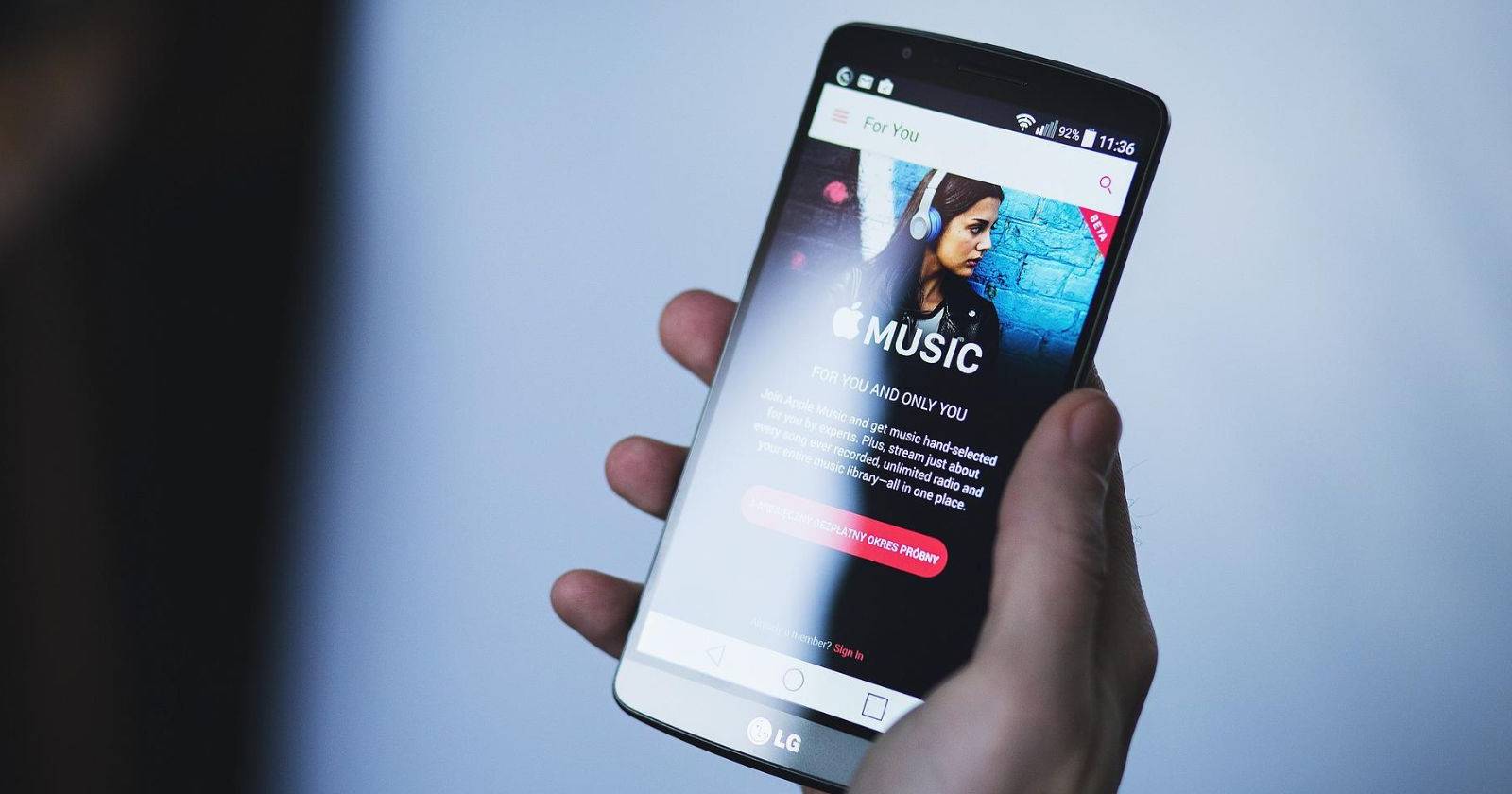 Бесплатно слушать радио в Apple Music