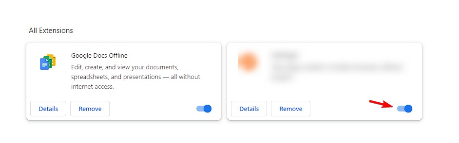 Скриншот: AdBlock в списке расширений Chrome с тумблером отключения