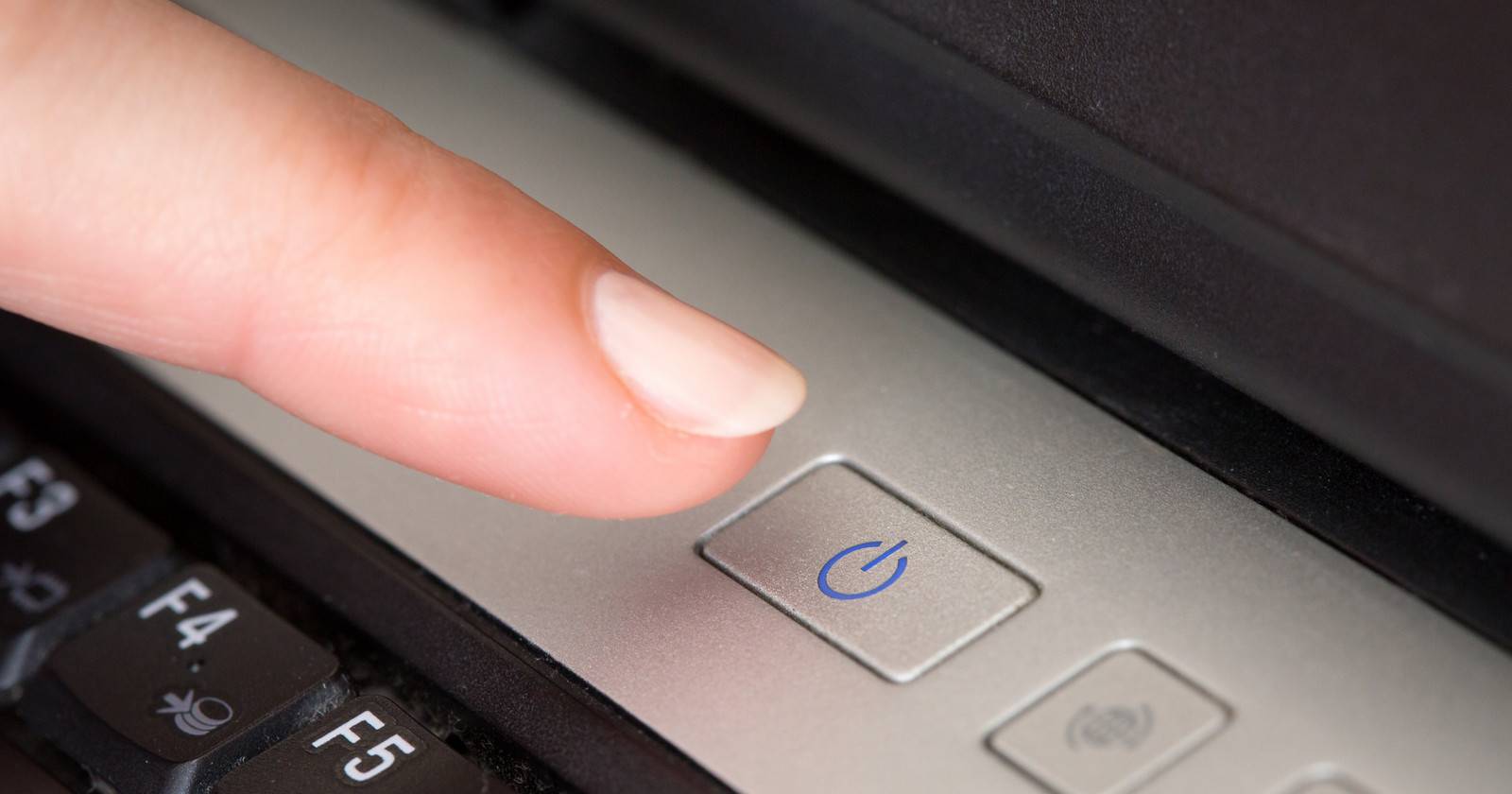 Cortana на экране Windows 10