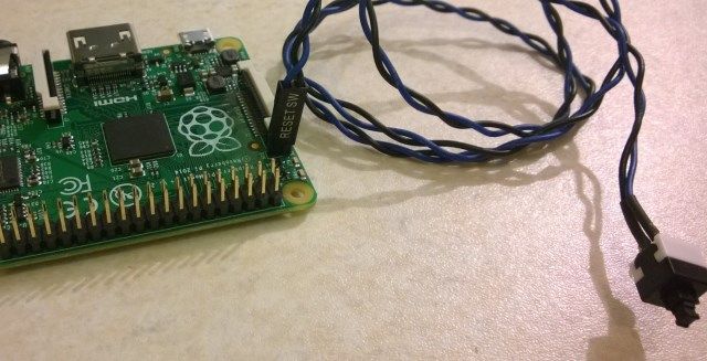 Подключённая кнопка к заголовку Run