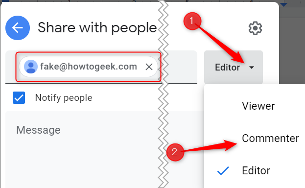 Окно «Поделиться»: выбор роли Комментатор для отправки документа