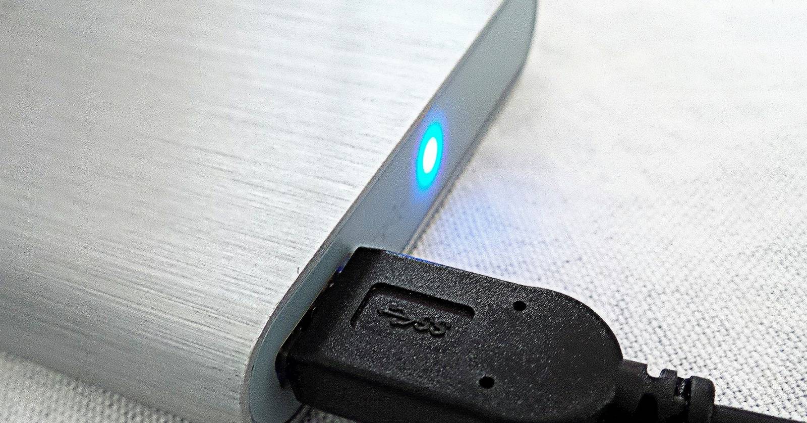 Externe Festplatte mit Dateien