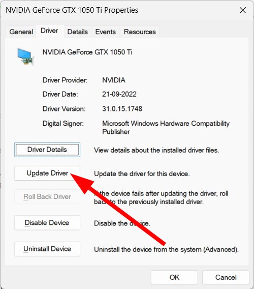 Опция «Обновить драйвер» в свойствах видеокарты