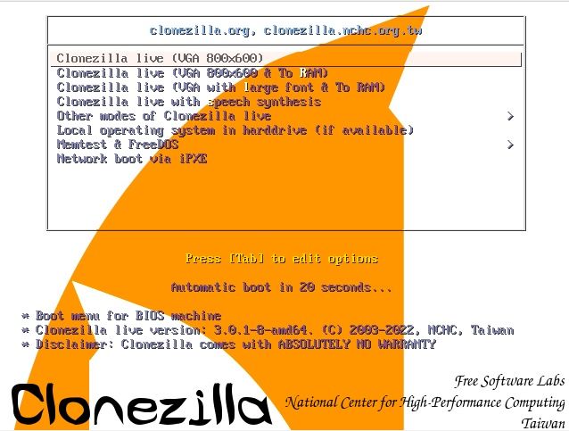 Меню CloneZilla после загрузки