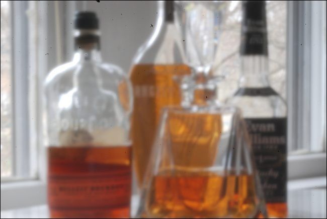 Пример размытого кадра с крупным пинхолем