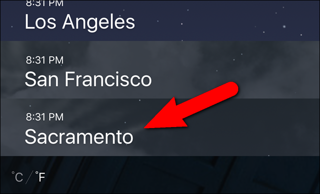 Добавленный город отображается в списке приложений Погода