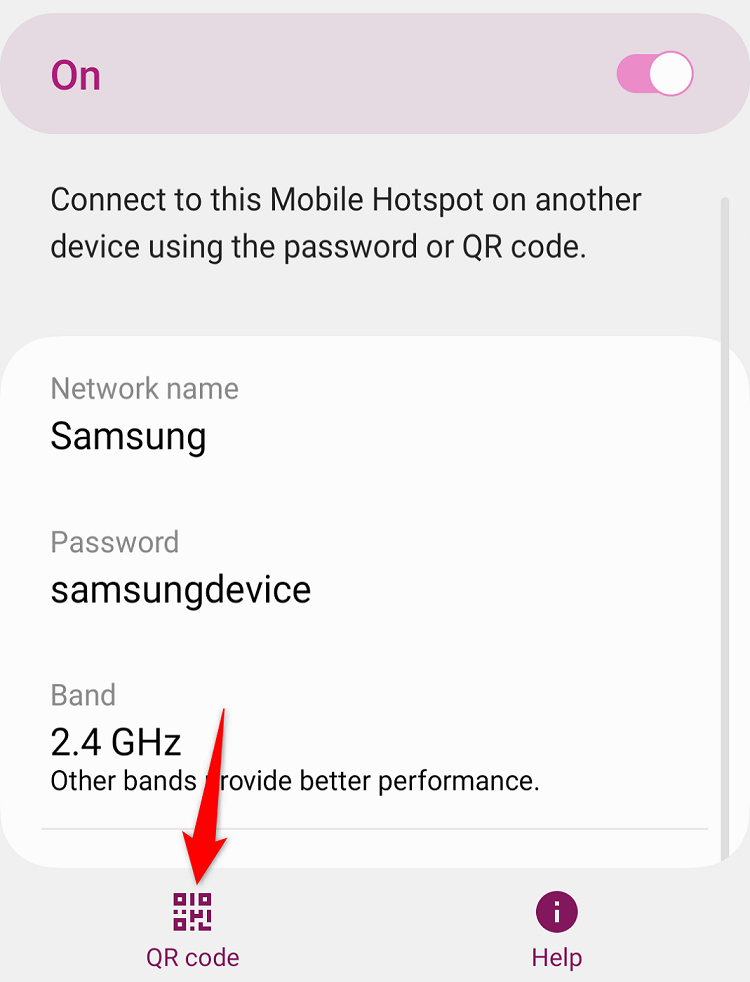 Настройка мобильной точки доступа Android с опцией QR-кода внизу экрана.