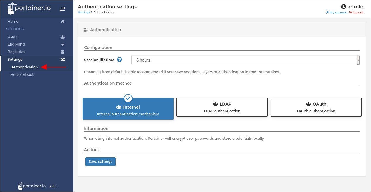 Экран аутентификации Portainer