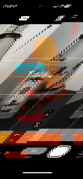 Тап по миниатюре в Capture для доступа к фото