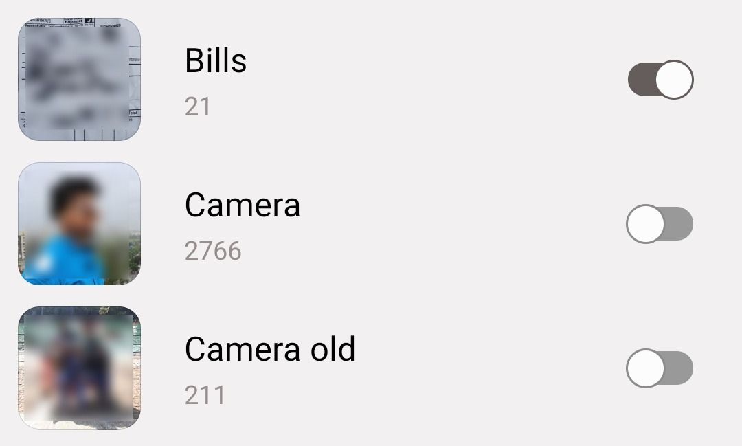 Список альбомов с возможностью скрытия пользовательских альбомов.