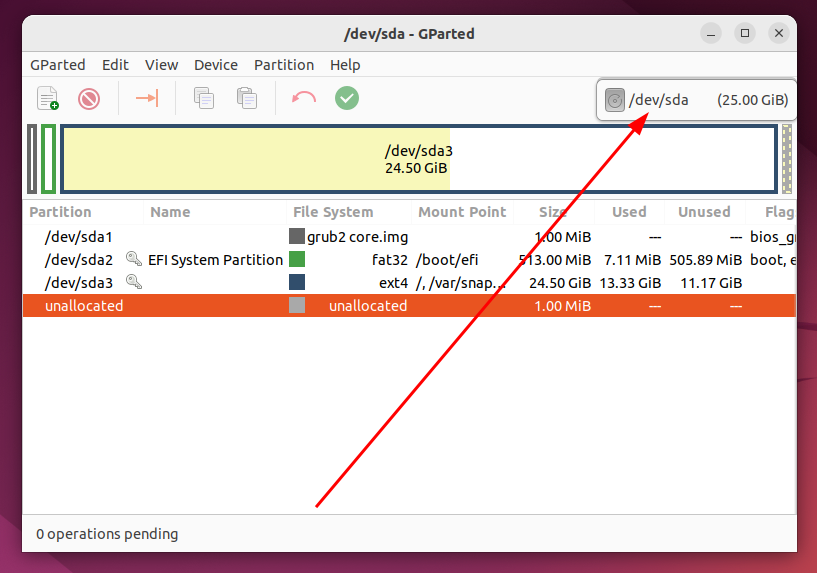 Интерфейс GParted при выборе диска через выпадающий список