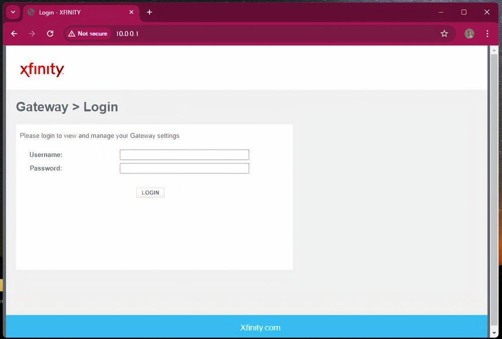 Роутер и страница входа в веб‑панель управления