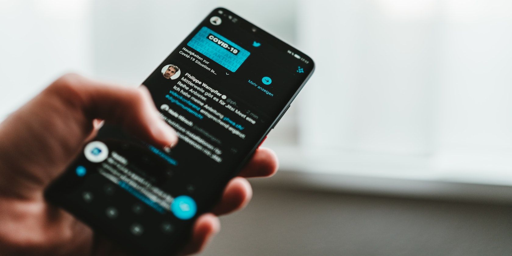 Удаление сохранённых поисков в Twitter