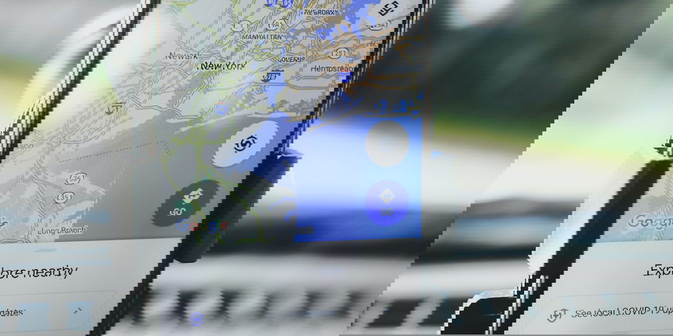 Как проверить трафик и выбрать маршрут в Google Maps