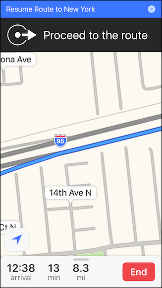 Синий верхний баннер в Apple Maps для возобновления исходного маршрута