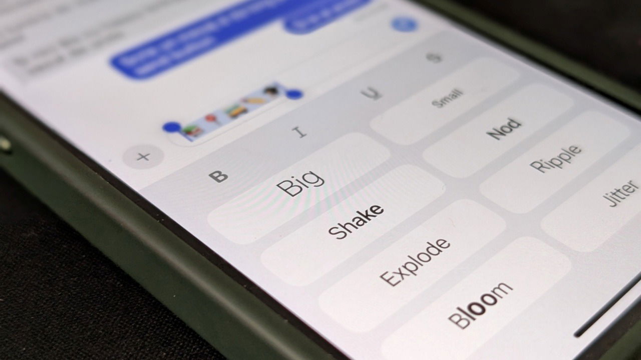 Animare testo e emoji in Messaggi (iPhone iOS 18)