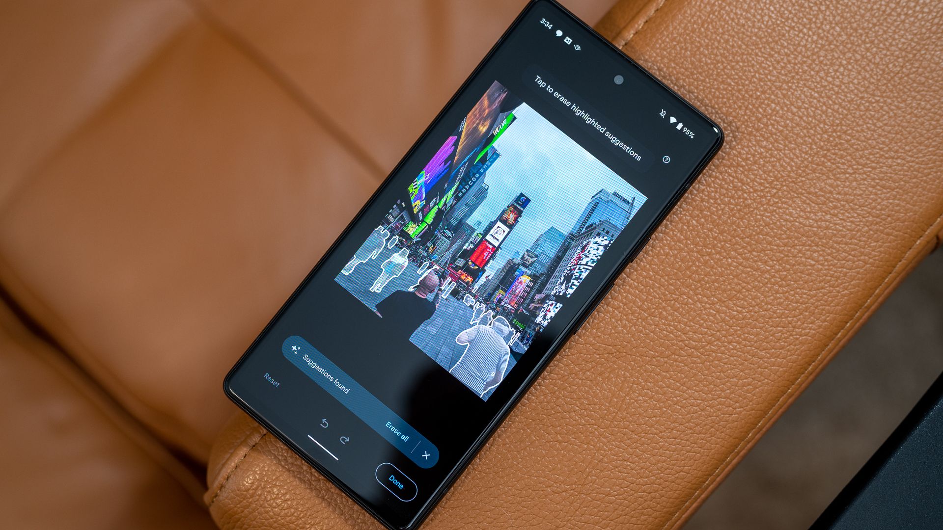 Отзеркалить фото на Android через Snapseed