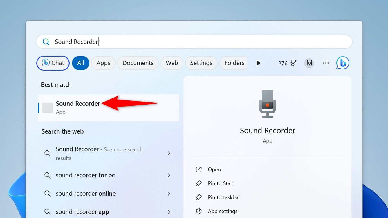 Sound Recorder выделен в поиске Windows.