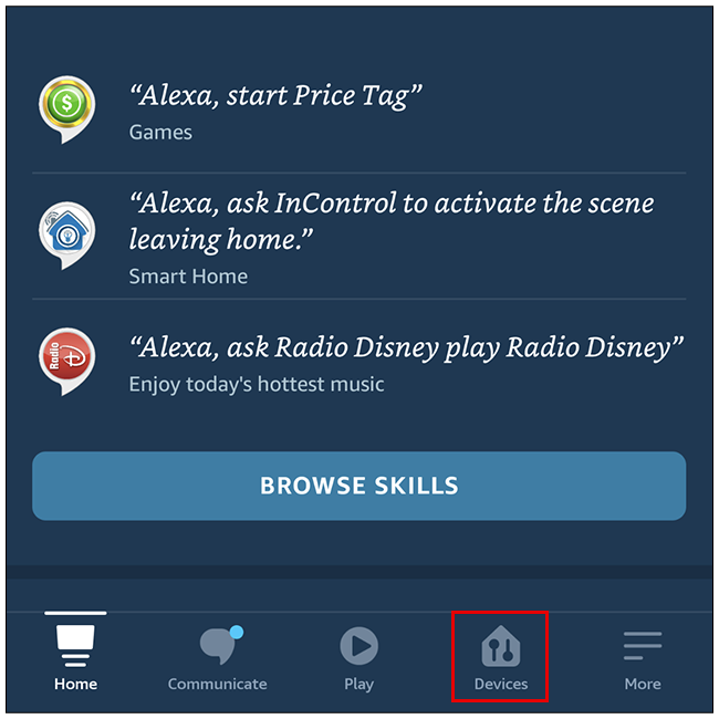 Выделена вкладка «Устройства» в приложении Alexa