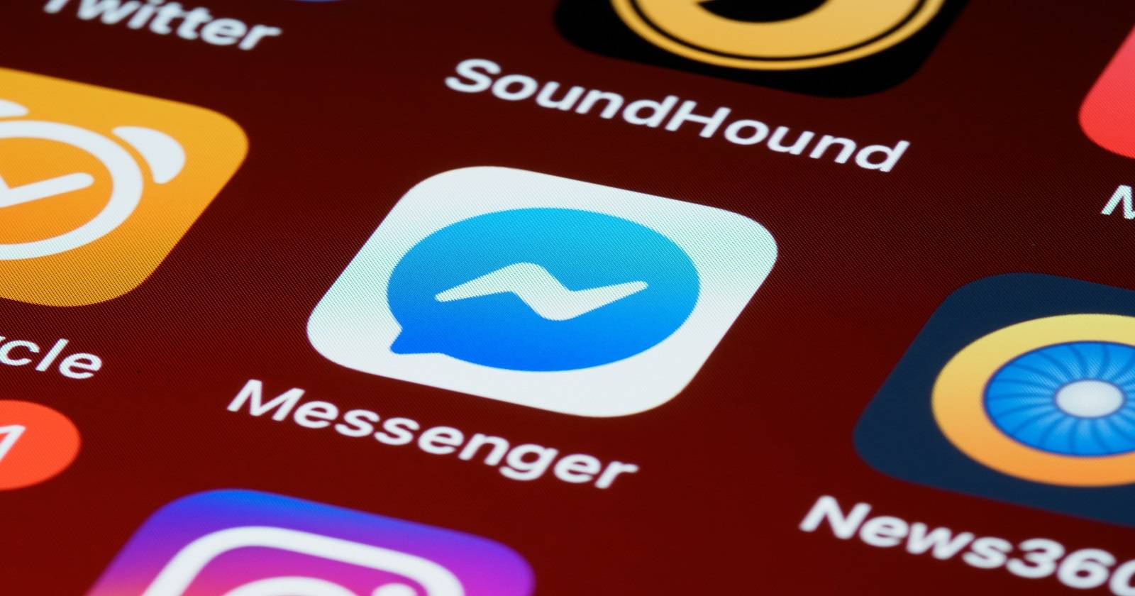 Как изменить тему чата в Facebook Messenger