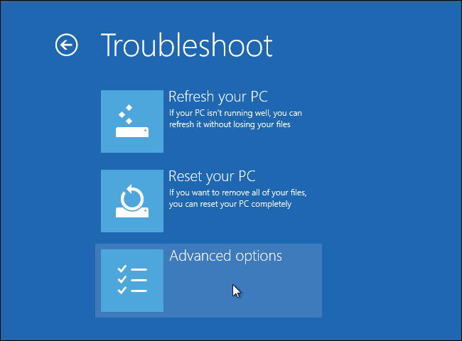 Экран «Поиск и устранение неисправностей» с плиткой «Дополнительные параметры»