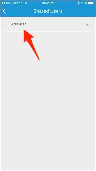 Поле для ввода адреса электронной почты нового общего пользователя