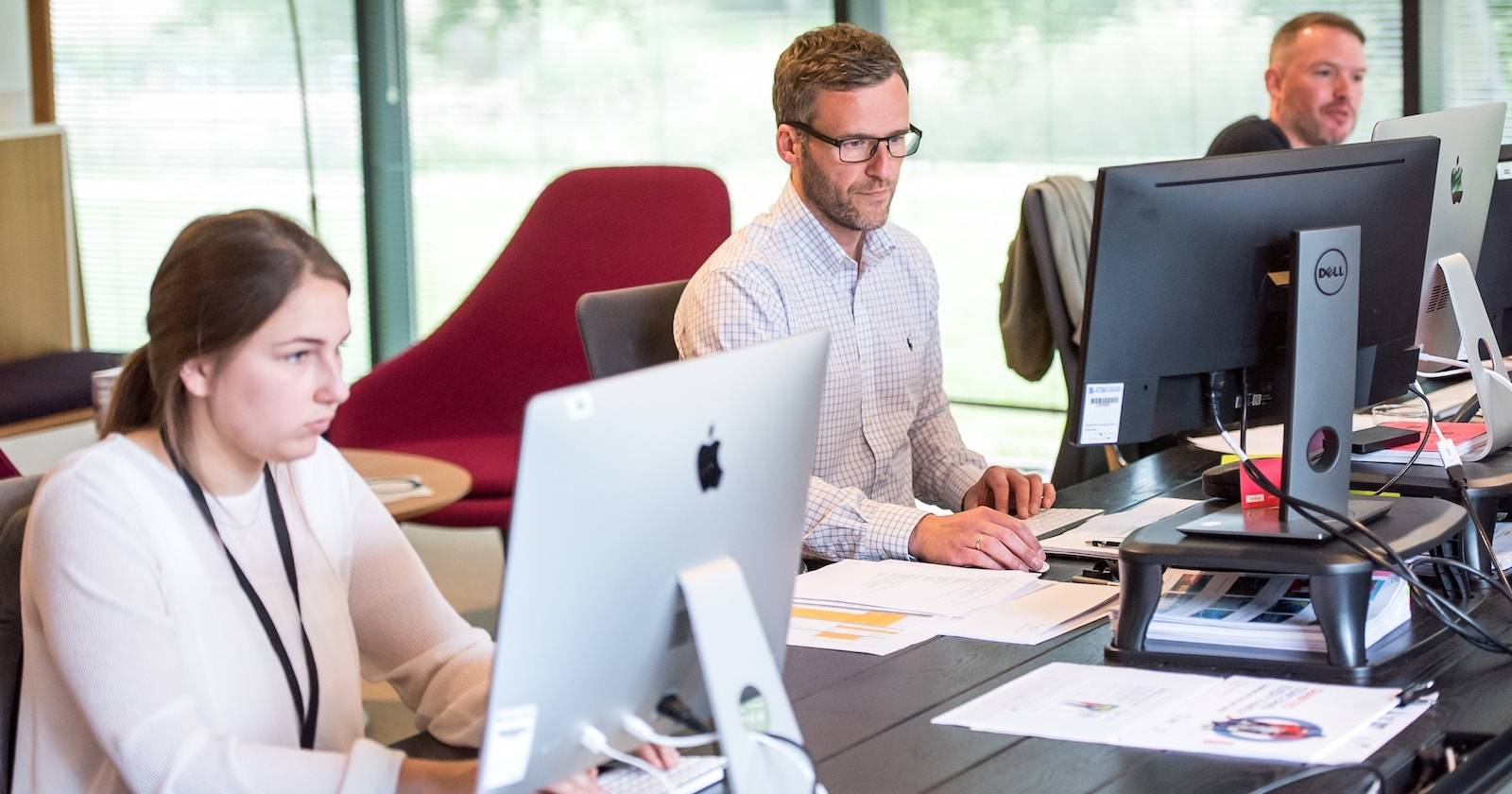 Пригласить и управлять соавторами на Wix