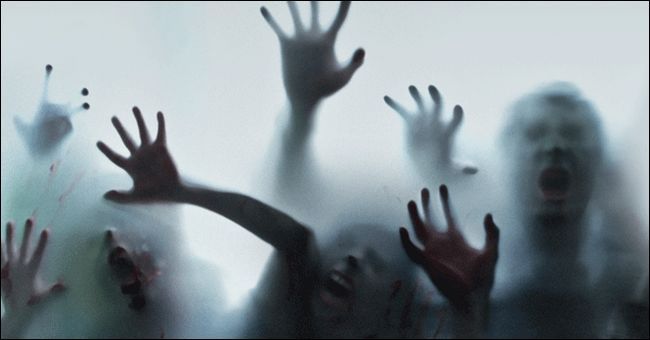 Зомби‑сцена, задняя проекция через полупрозрачную белую ткань