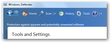 Окно настроек Windows Defender с состоянием защиты в реальном времени