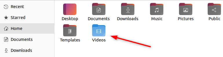 Nautilus показывает папку с изменённым цветом синим.