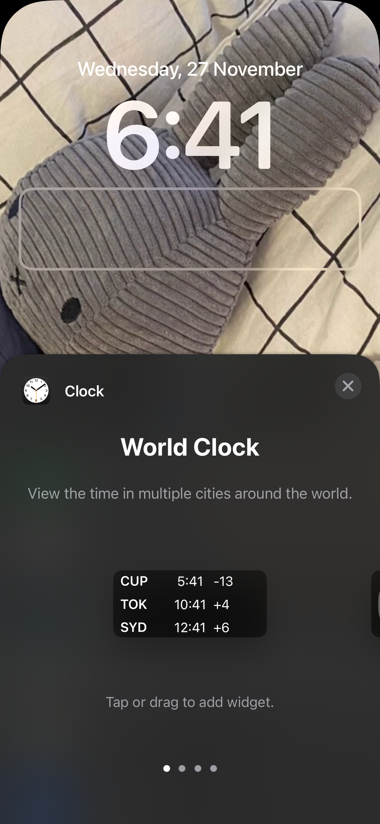 World Clock lock screen widget