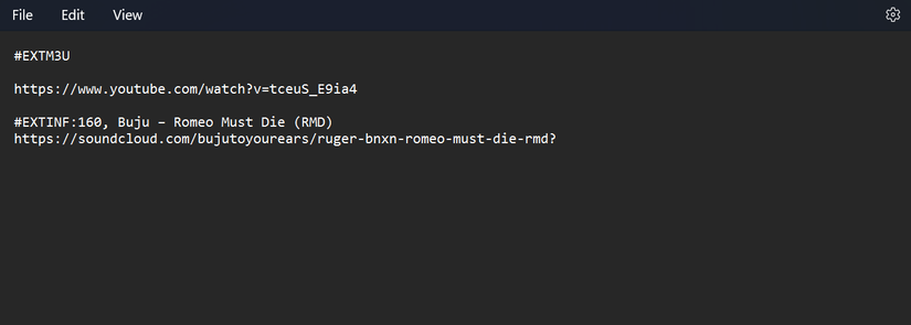 Пример M3U8 в Notepad с разными конфигурациями плейлиста
