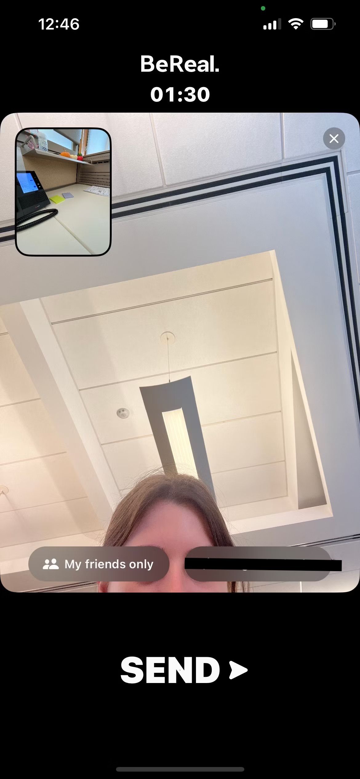 Процесс создания BeReal: фото с задней и фронтальной камеры