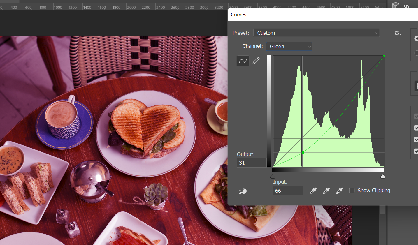 Уменьшаем зелёный в тенях, создавая магентовый оттенок.