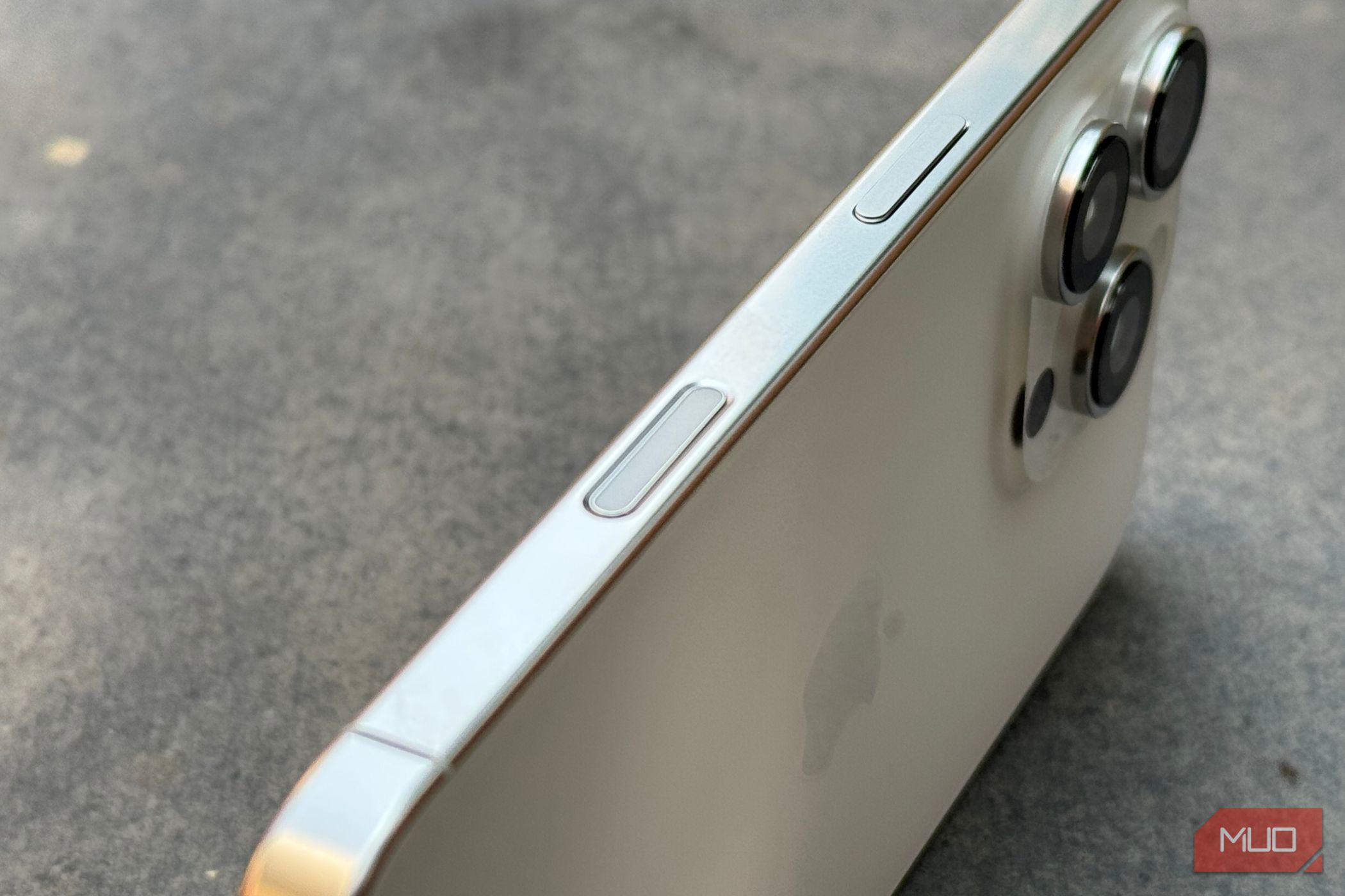 Как использовать Camera Control на iPhone 16