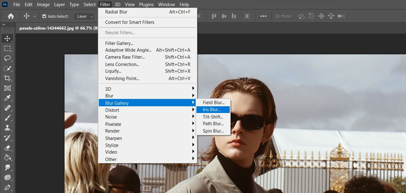 Меню Filter → Blur Gallery в Photoshop