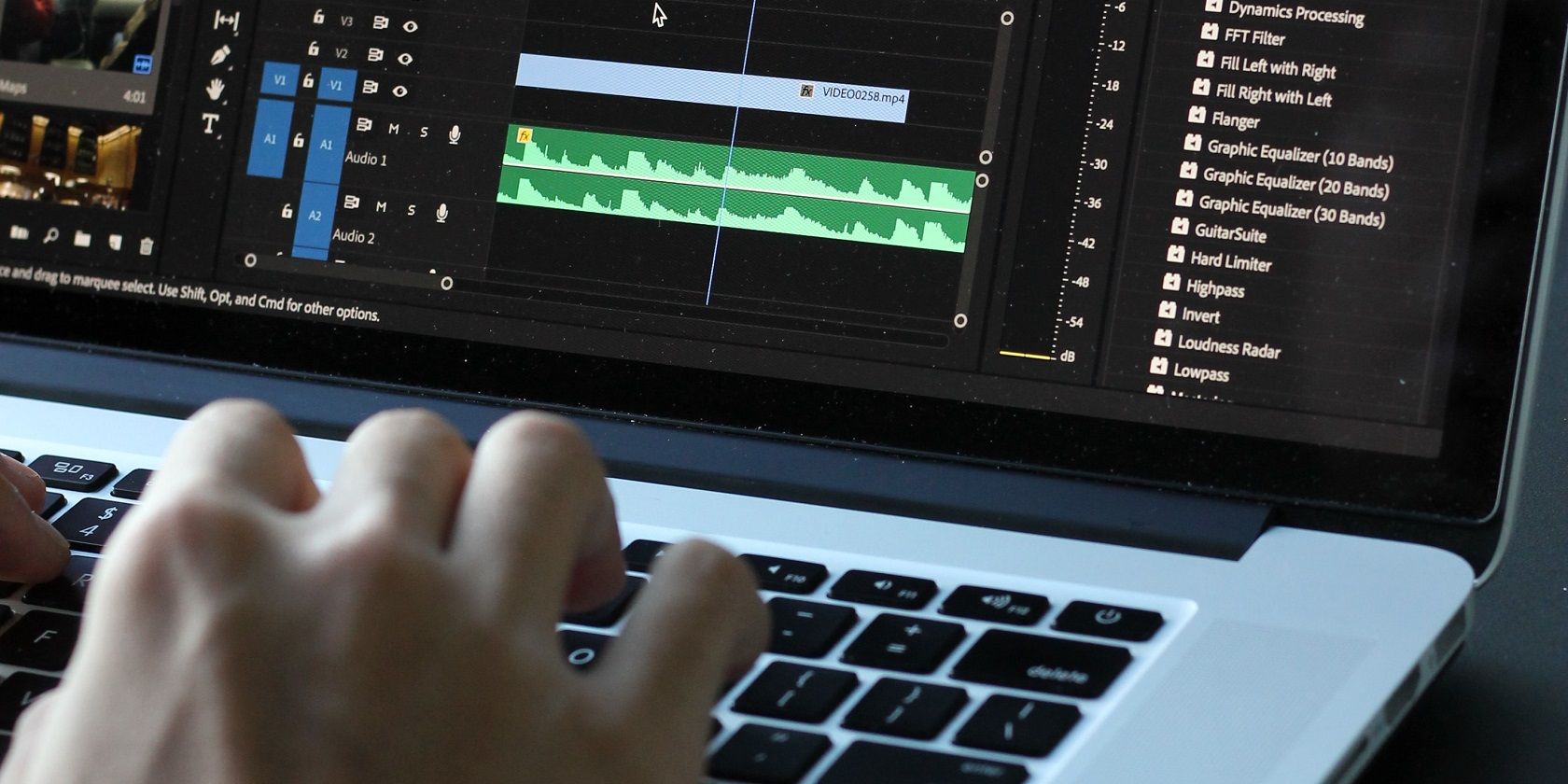 Как создать нижний третий в After Effects
