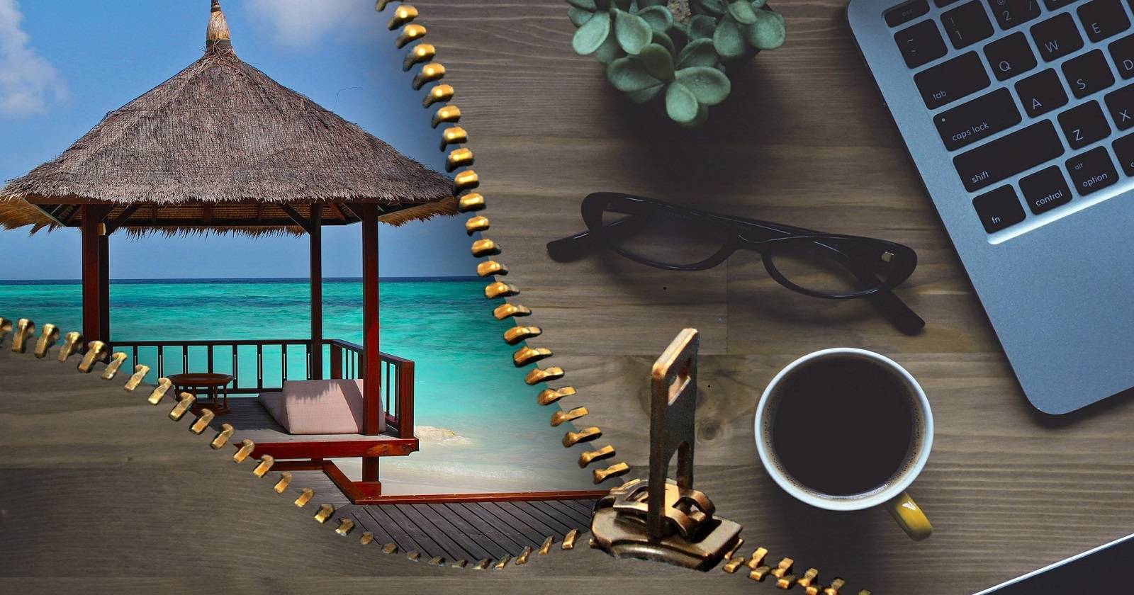 Рабочий стол с ноутбуком и чашкой кофе, отодвинутый взгляд, эффект «молнии» к кабинке