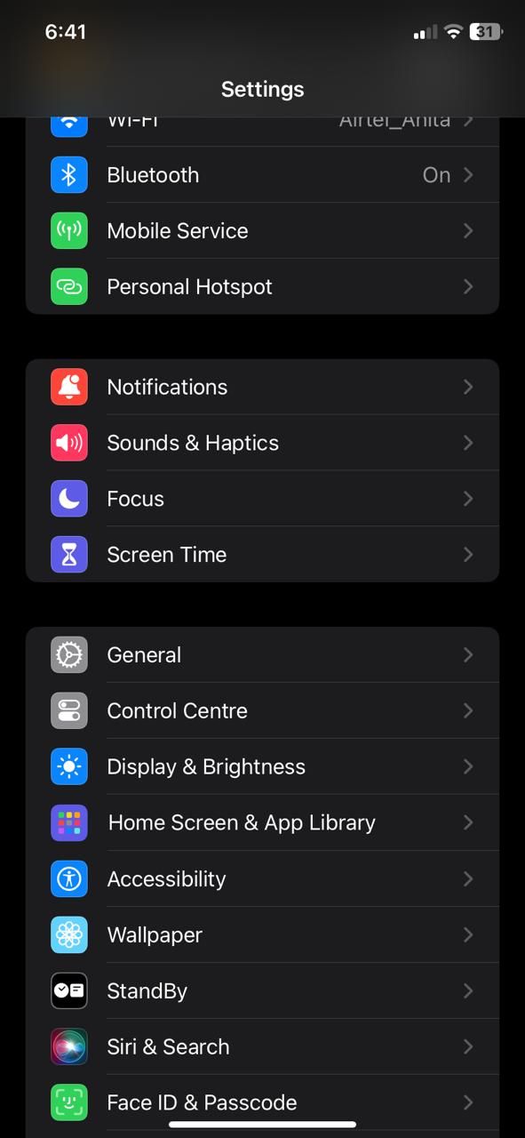 Экран настроек iOS 17, показывающий настройки